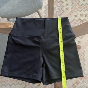 CRZ YOGA 3 inch inseam black yoga/biker shorts NWT NEVER WORN